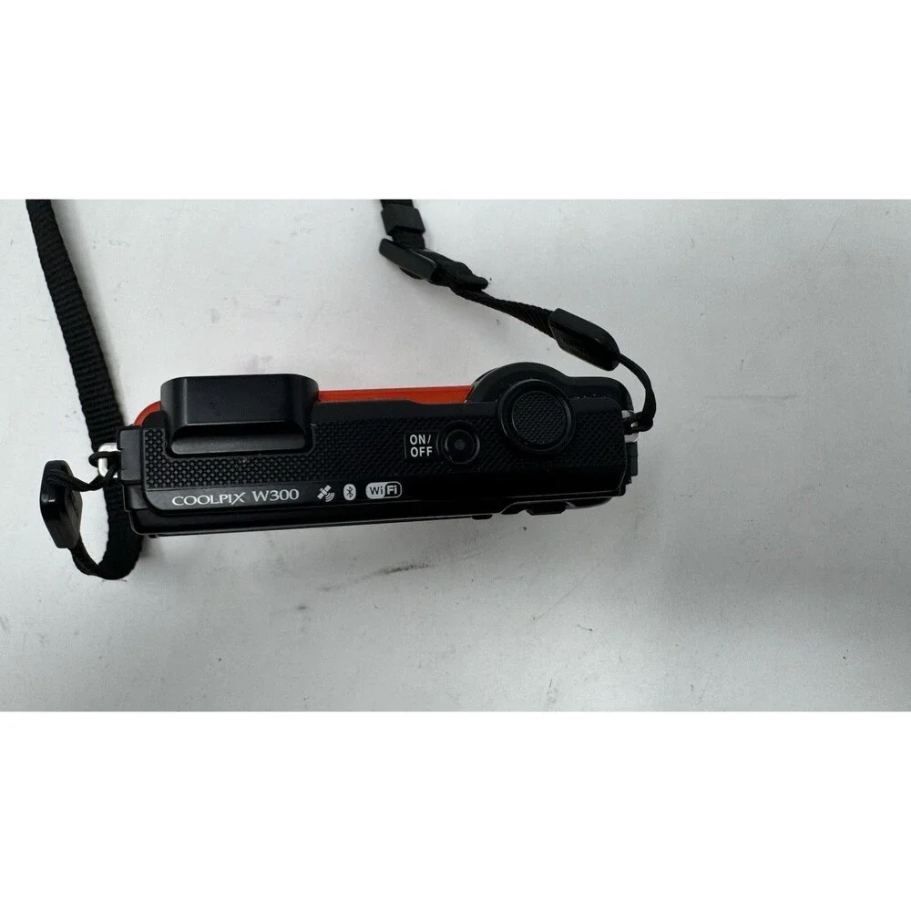 Nikon COOLPIX W300 16MP Compact Digital Camera Orange For parts-Doesnt Power on